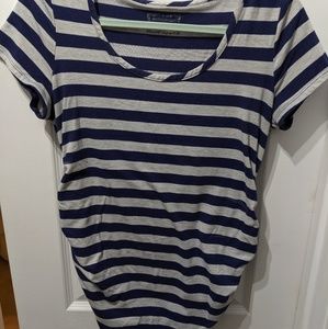 Maternity short sleeve top